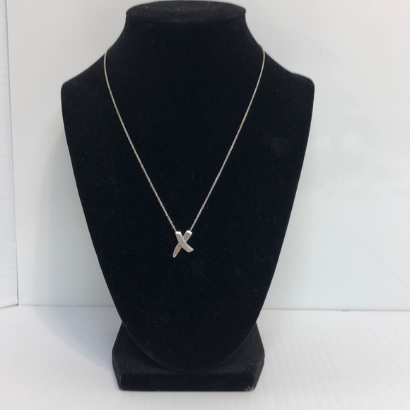 Tiffany & Co. Jewelry - 💍Tiffany & Co. X Kiss Necklace